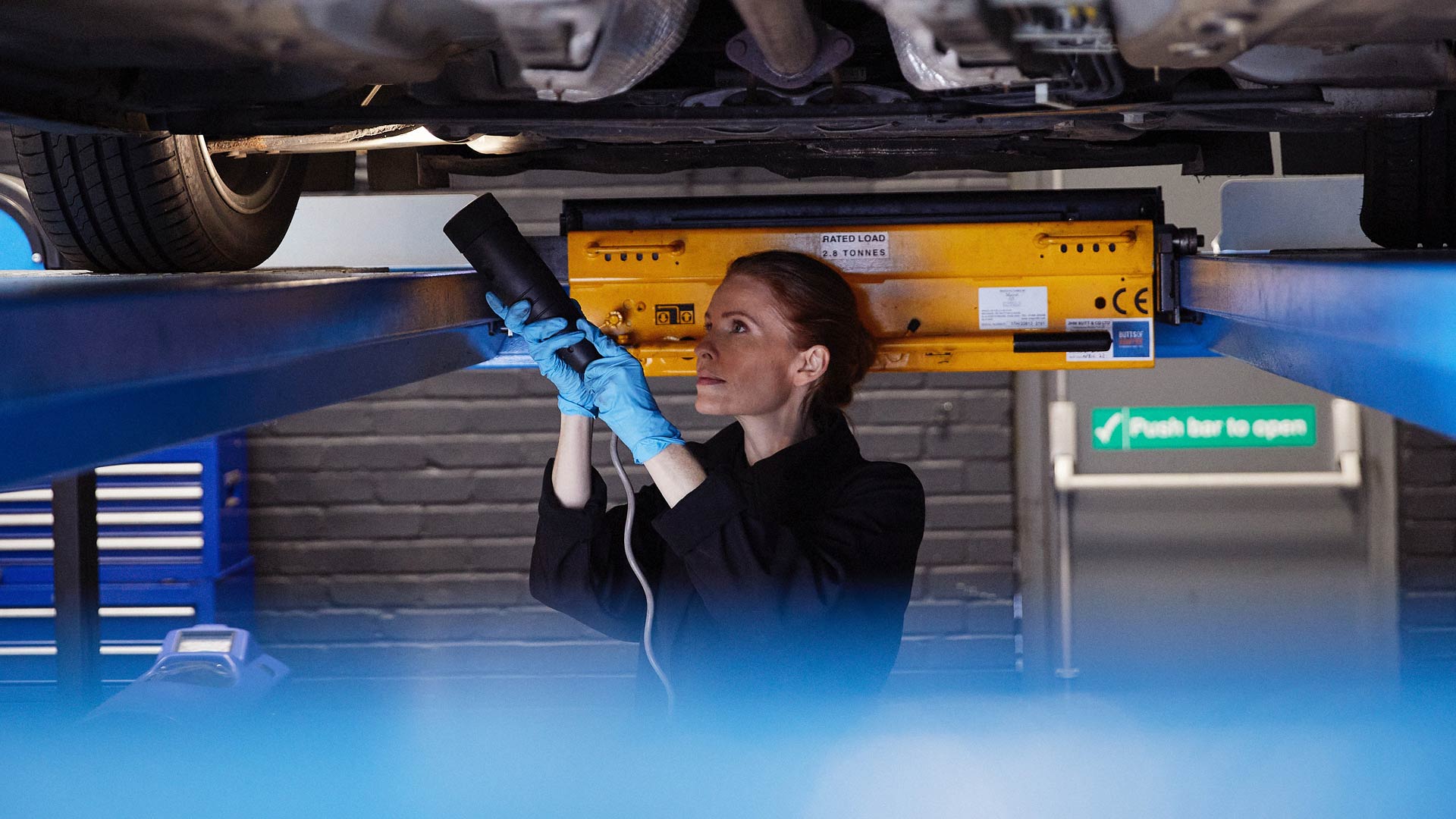 Halfords and MotorEasy team up to help motorists save time, money and hassle